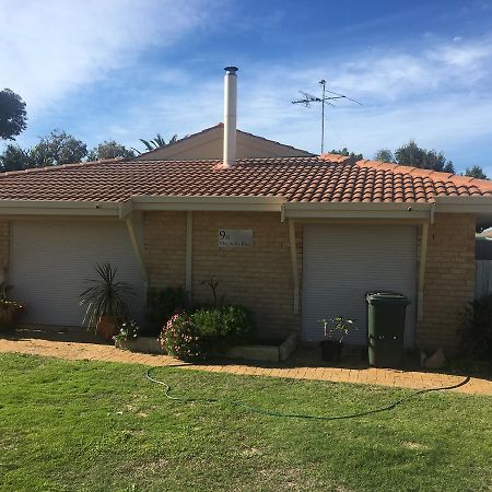 Villa Relaxed Ocean View à Mandurah Extérieur photo